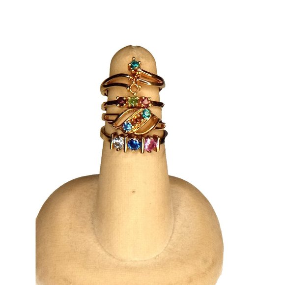 Gold Tone Multicolor Rhinestone Rings Lot of 4 Sizes‎ 5.5, 6, 6.75 & 7.25 - Picture 1 of 5